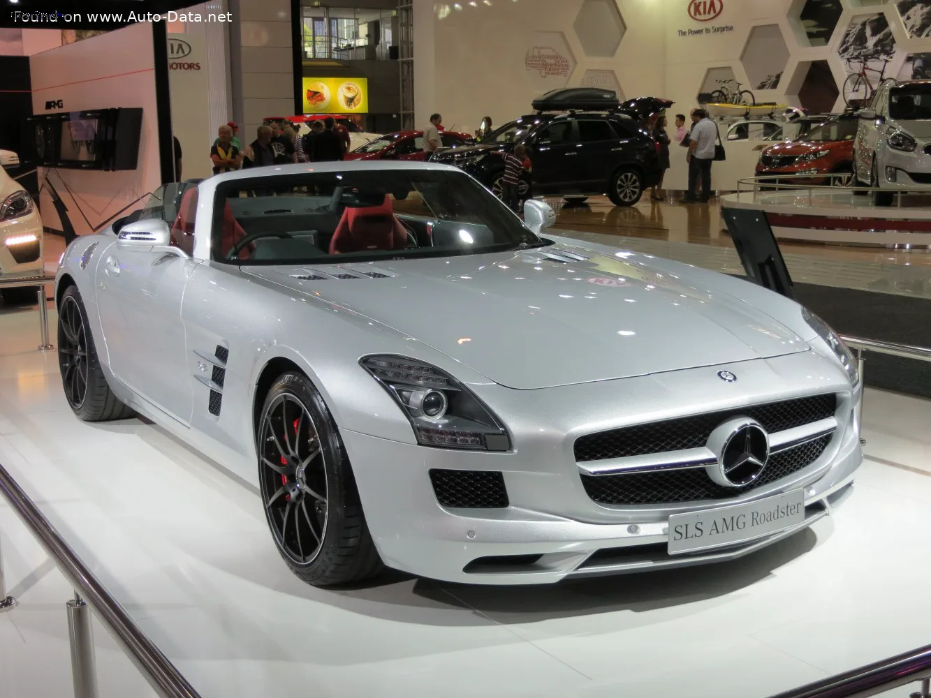 Mercedes-Benz SLS AMG SLS AMG Roadster (R197) FINAL EDITION GT 6.2 V8 (591 лс) AMG SPEEDSHIFT DCT 2013 - 2014