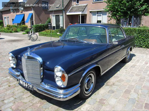 Mercedes-Benz W112 W112 Coupe 300 SE (160 лс) Automatic 1962 - 1964 — фото 4