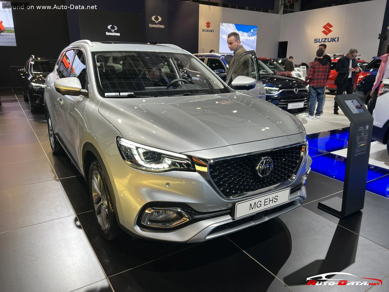 MG HS HS I EHS 1.5 T-GDI (258 лс) Plug-in Hybrid Automatic 2020 - 2020 — фото 3