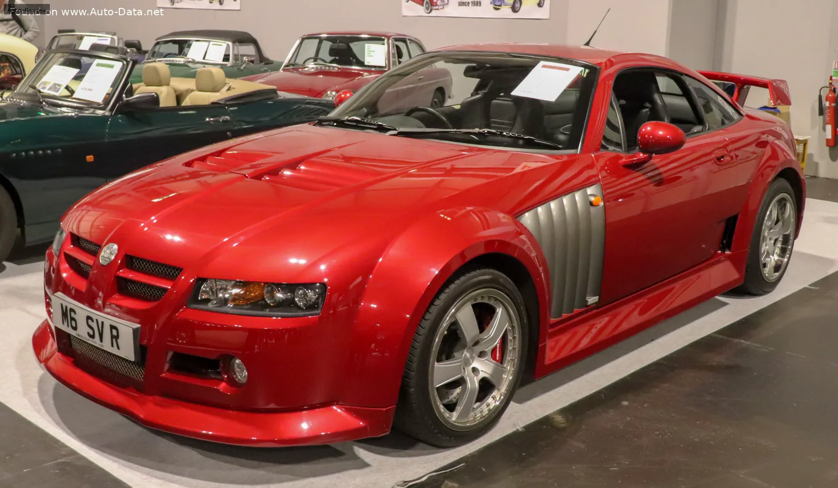 MG Xpower SV Xpower SV 5.0 i V8 32V SV-R (400 лс) 2004 - 2005