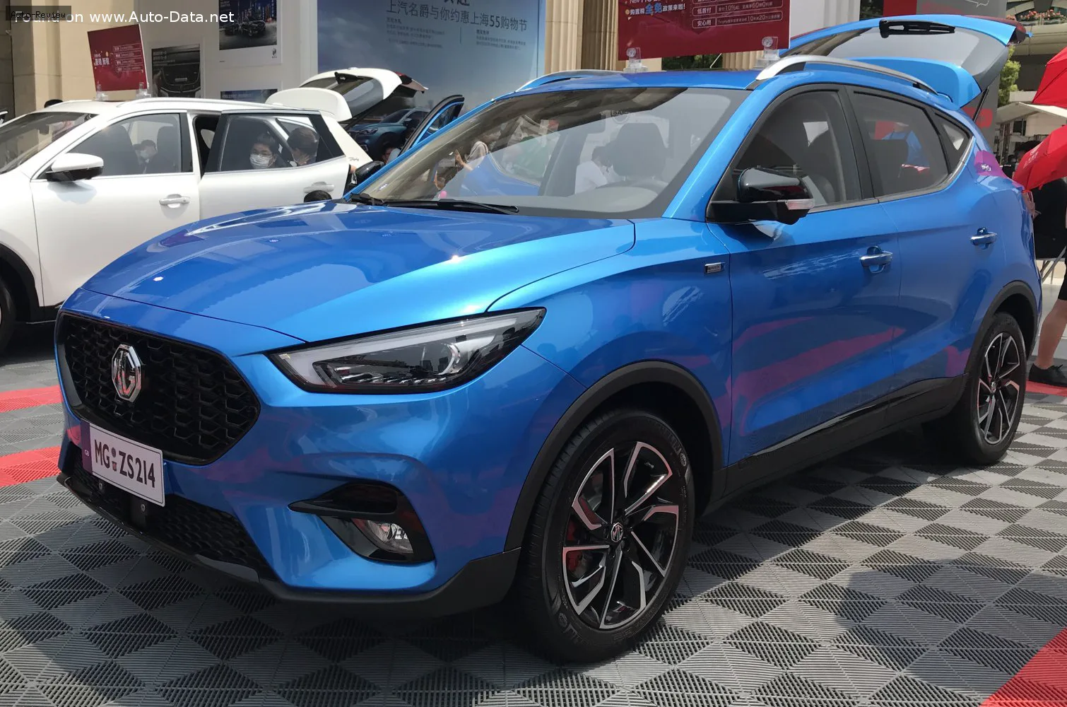 MG ZS ZS (2017) (facelift 2020) ZST 1.3i (156 лс) Automatic 2020 - 2024