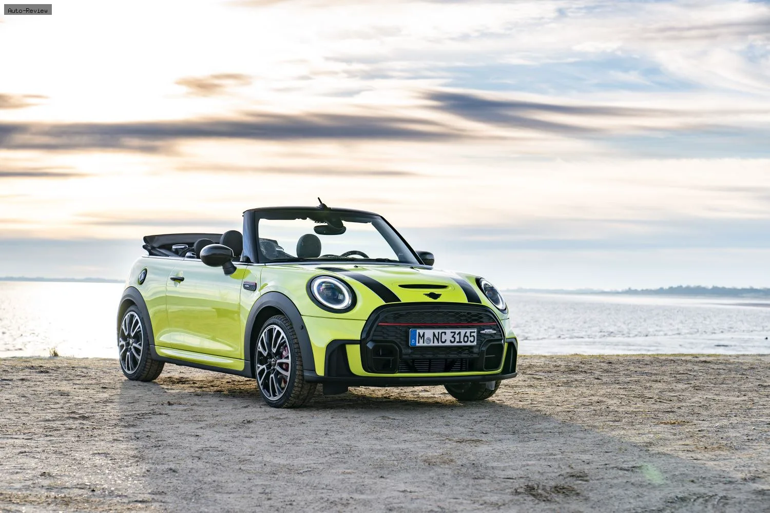 Mini Convertible Convertible (F57, facelift 2021) One 1.5 (102 лс) 2021 - 2022
