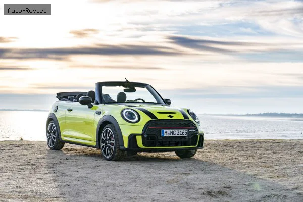 Mini Convertible Convertible (F57, facelift 2021) One 1.5 (102 лс) 2021 - 2022 — фото 2
