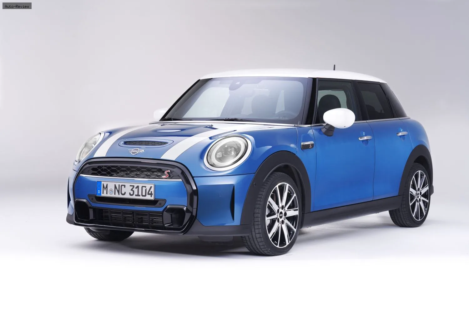 Mini Hatch Hatch (F56, facelift 2021) 3-door One 1.5 (102 лс) Steptronic 2021 - 2022