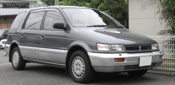 Mitsubishi Chariot Chariot (E-N33W) 2.0 i 16V 4WD MX (135 лс) 1991 - 1997 — фото 4