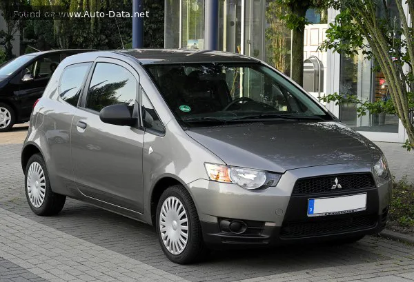 Mitsubishi Colt Colt VI (Z30, facelift 2008) 1.3 MPI ClearTec (95 лс) 2008 - 2012 — фото 2