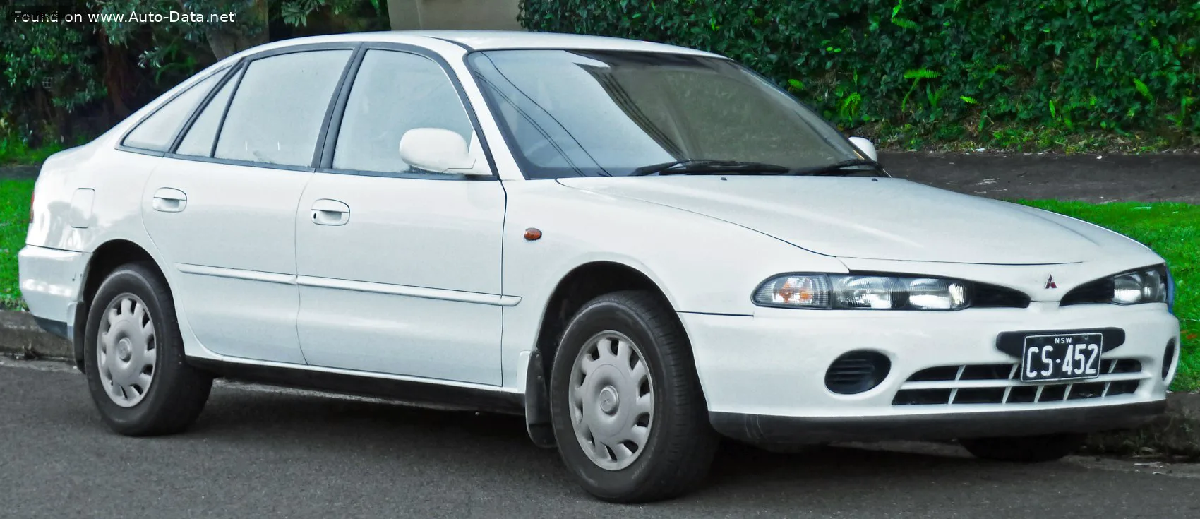 Mitsubishi Galant Galant VII Hatchback 2.0 V6-24 (E54A) (150 лс) Automatic 1992 - 2000 — фото 3
