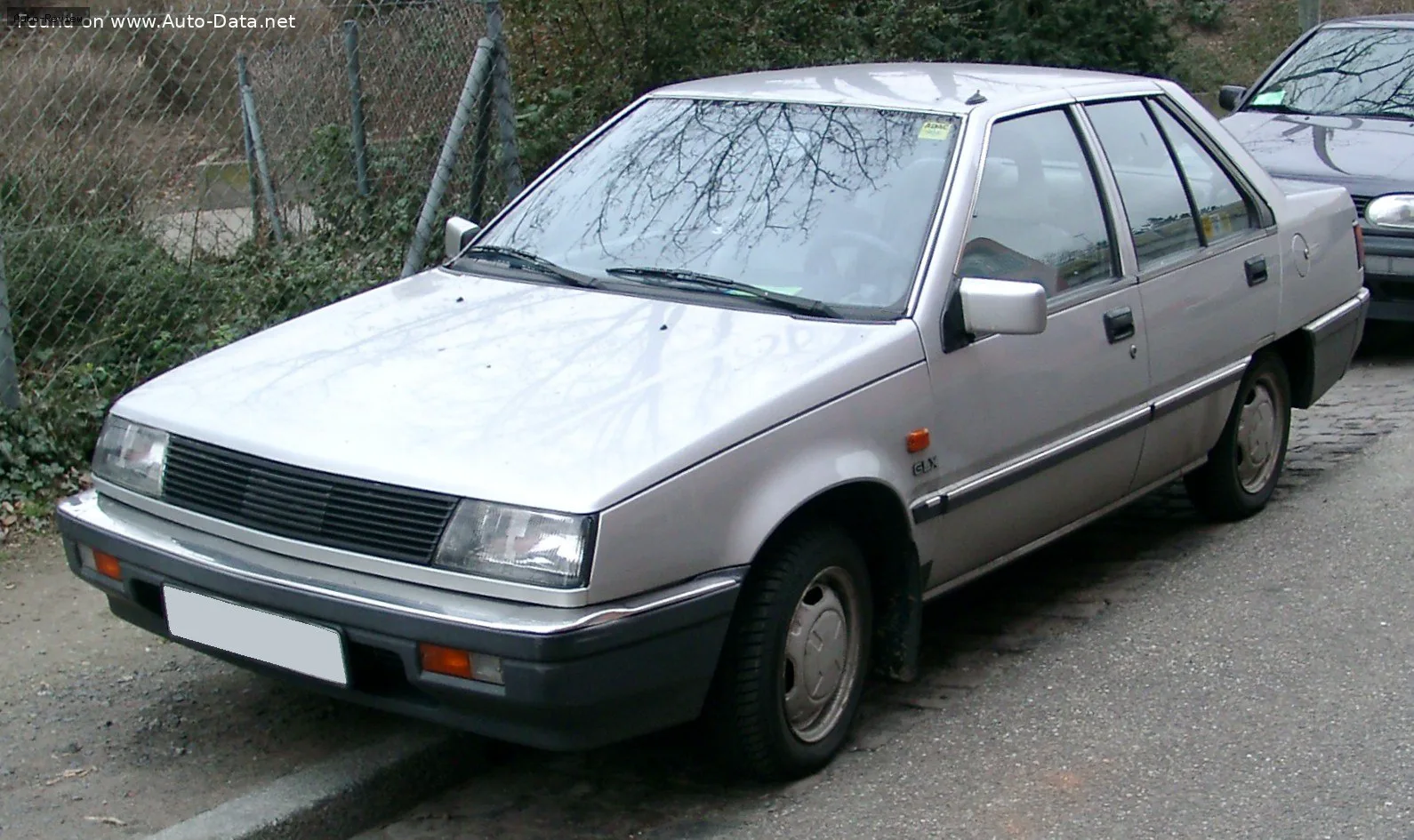 Mitsubishi Lancer Lancer III 1.5 (75 лс) 1983 - 1988