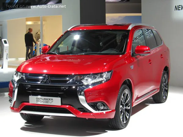 Mitsubishi Outlander Outlander III (facelift 2015) 2.0 MIVEC (203 лс) Plug-in Hybrid 4WD 2015 - 2018 — фото 2