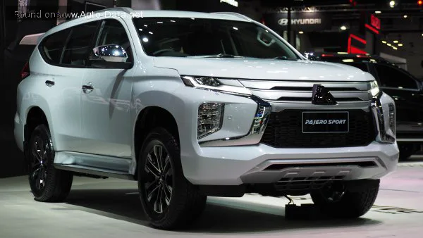 Mitsubishi Pajero Sport Pajero Sport III (facelift 2019) 2.4 DI-D (181 лс) 4WD Automatic 2019 - 2024 — фото 2