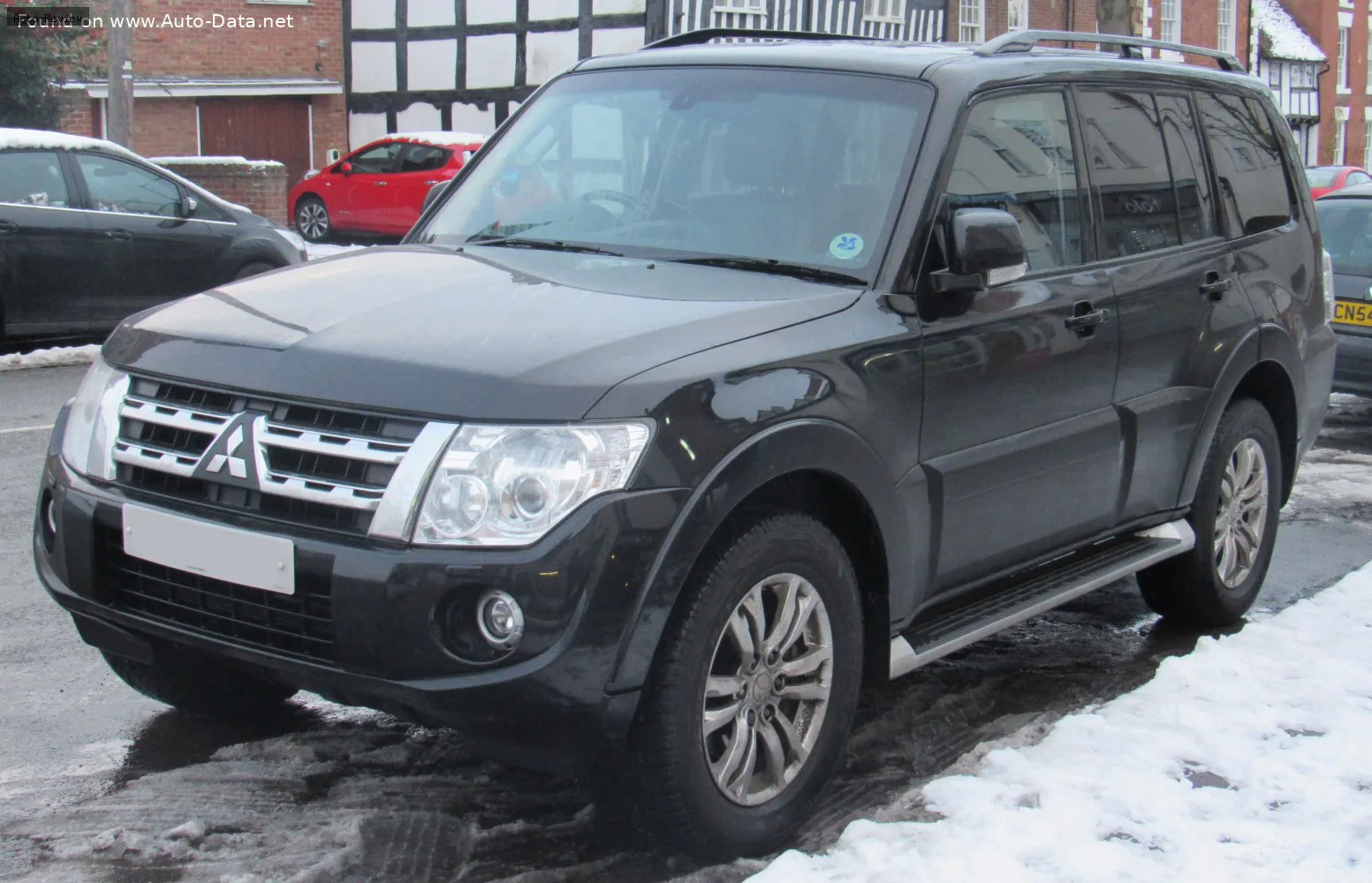 Mitsubishi Shogun Shogun IV (3-door, facelift 2011) 3.2 DI-D (197 лс) Super Select 4WD 2011 - 2014