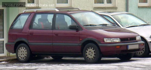 Mitsubishi Space Wagon Space Wagon II 2.0 GLXi (N33W) (133 лс) Automatic 1992 - 1998 — фото 2