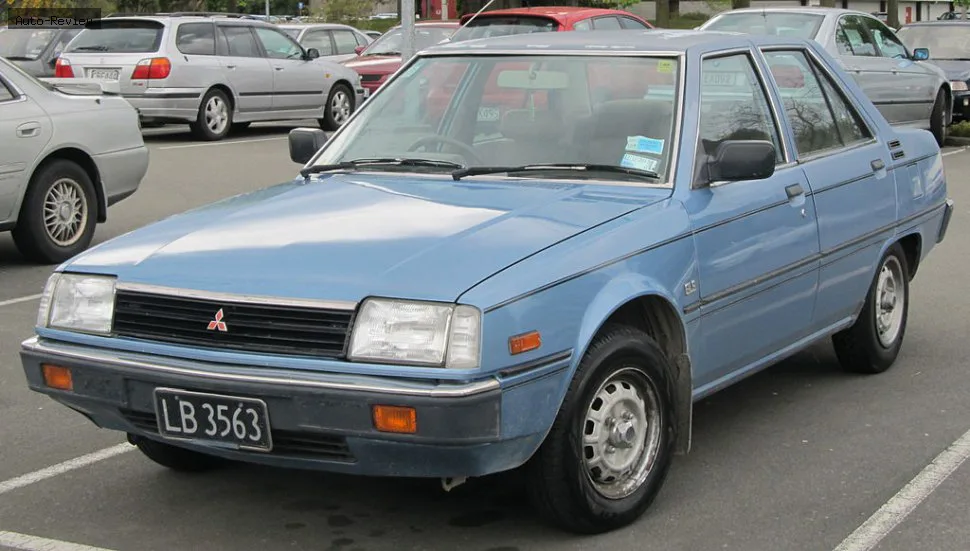 Mitsubishi Tredia Tredia (A21_) 1400 GLX (A211) (70 лс) 1982 - 1985