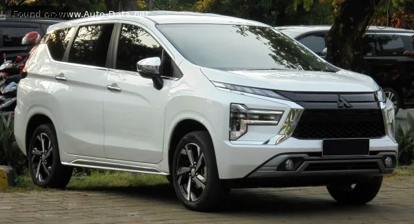 Mitsubishi Xpander Xpander (facelift 2021) 1.5 MIVEC (105 лс) CVT 2021 - — фото 2