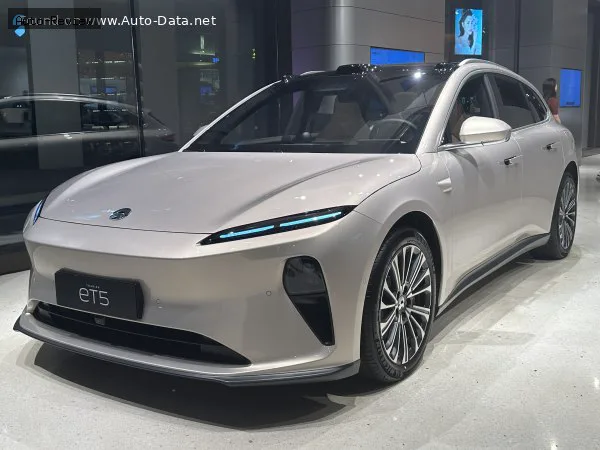 NIO ET5 ET5T Long Range 100 kWh (490 лс) i4WD Electric 2023 - 2025 — фото 2
