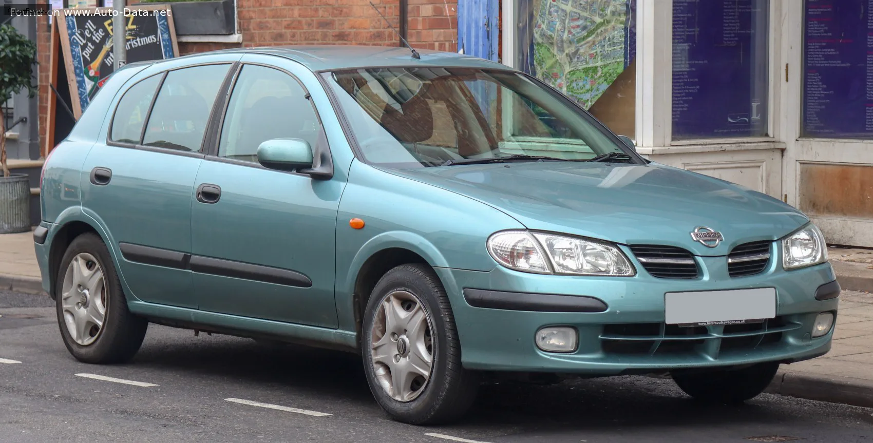 Nissan Almera Almera II Hatchback (N16) 1.8 (114 лс) Automatic 2000 - 2002