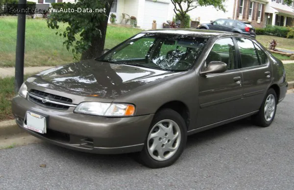 Nissan Altima Altima II 2.4 16V (152 лс) Automatic 1998 - 2002 — фото 4