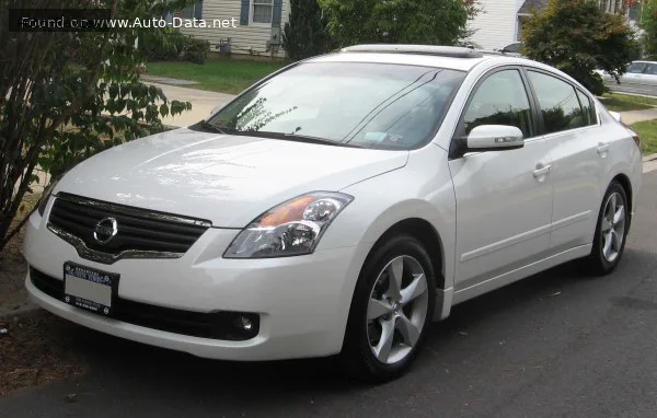 Nissan Altima Altima IV 2.5 (177 лс) 2007 - 2012 — фото 4