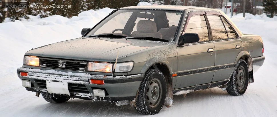 Nissan Bluebird Bluebird (U12) 1.8i (88 лс) 1987 - 1991 — фото 2