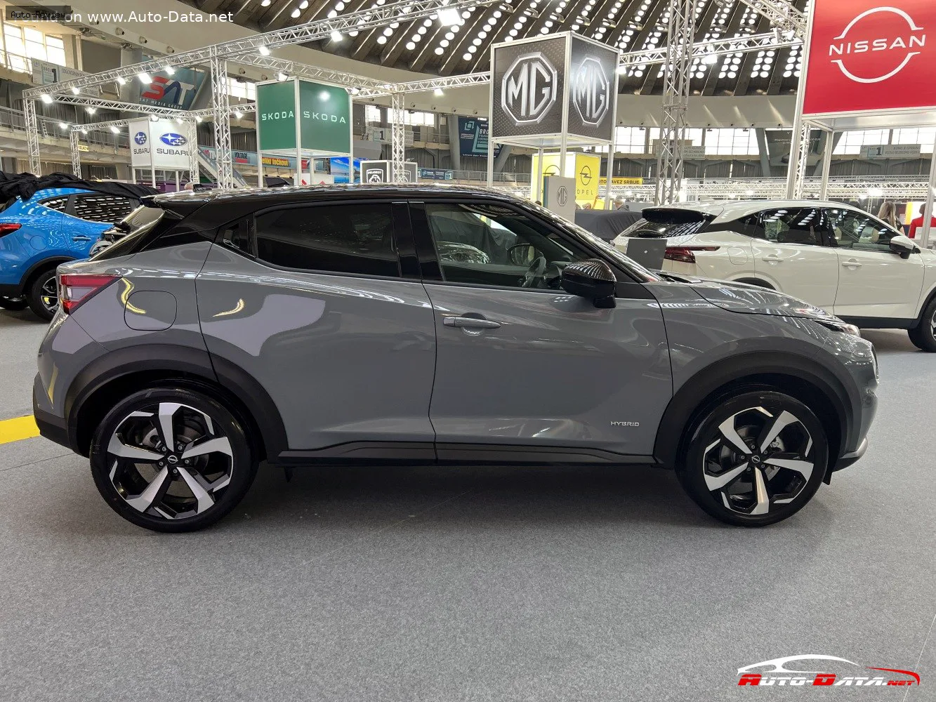 Nissan Juke Juke II 1.6 (143 лс) Hybrid Automatic 2022 - 2024