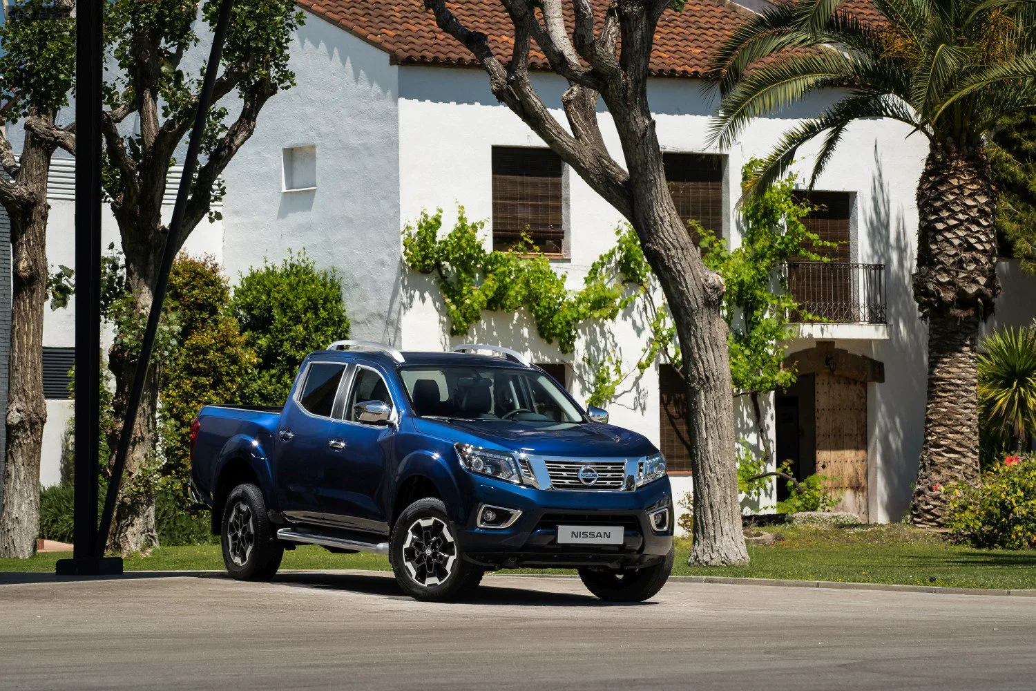 Nissan Navara Navara IV King Cab (facelift 2019) 2.3 dCi (163 лс) 4WD 2019 -
