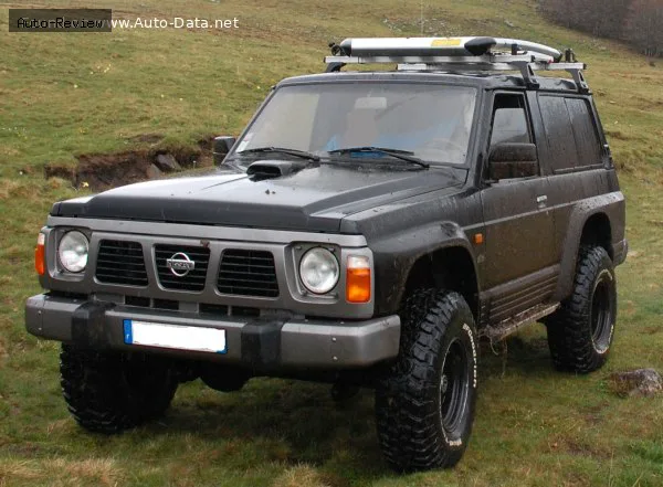 Nissan Patrol Patrol IV 3-door (Y60) 4.2 D (Y60GR) (116 лс) 1988 - 1995 — фото 3