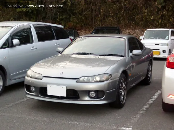 Nissan Silvia Silvia (S15) 2.0 i 16V (165 лс) 1999 - 2002 — фото 2