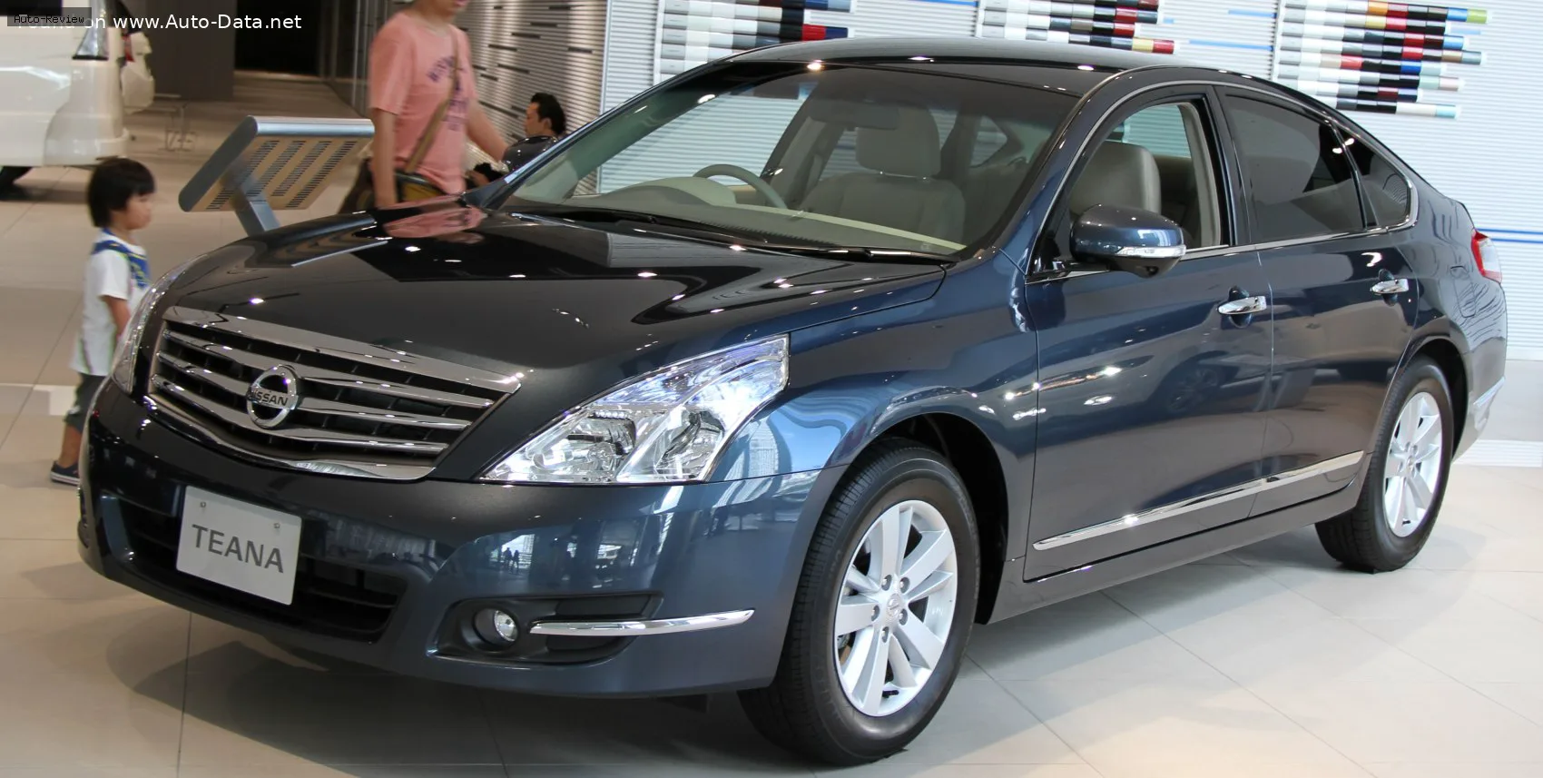 Nissan Teana Teana II 3.5i V6 24V (249 лс) 2008 - 2013