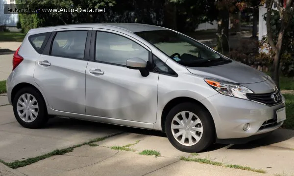 Nissan Versa Versa Note 1.6 (109 лс) 2013 - 2017 — фото 2