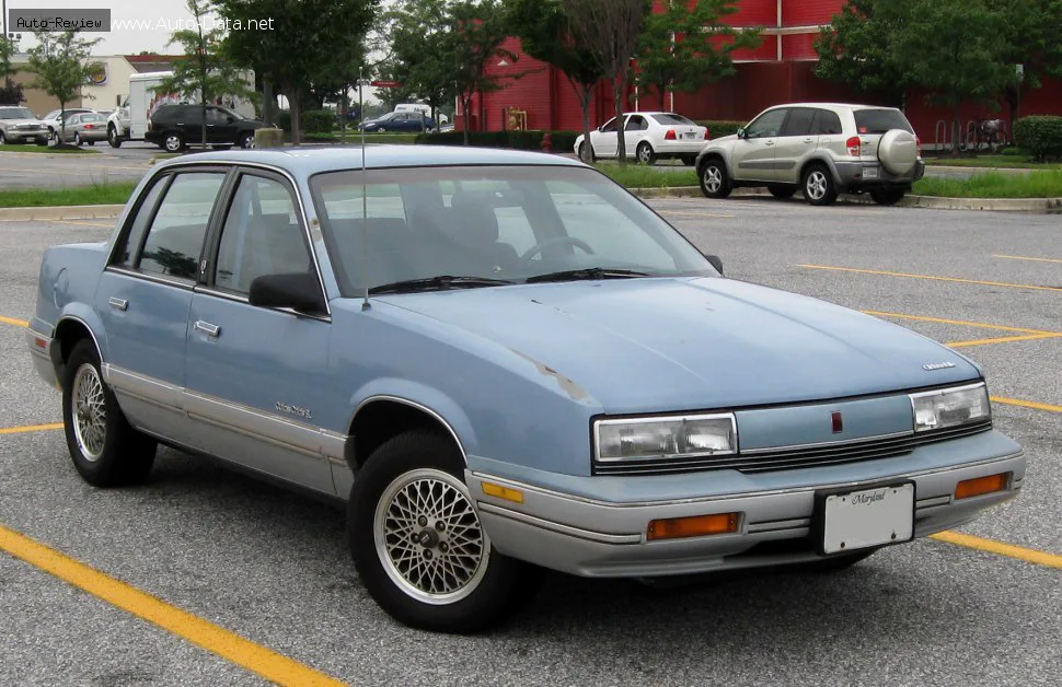 Oldsmobile Cutlass Cutlass Calais 2.5 i (106 лс) 1984 - 1991 — фото 2