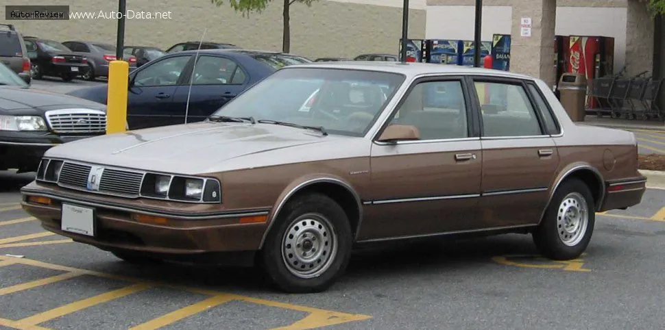Oldsmobile Cutlass Cutlass Ciera 3.1 V6 (162 лс) 1997 - 1999