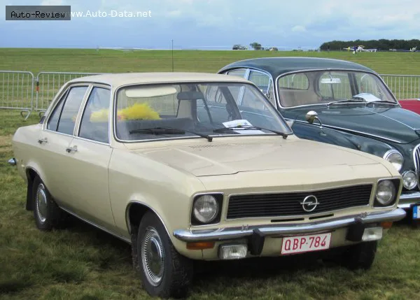 Opel Ascona Ascona A 4-door 1.2 S (60 лс) 1972 - 1975 — фото 2