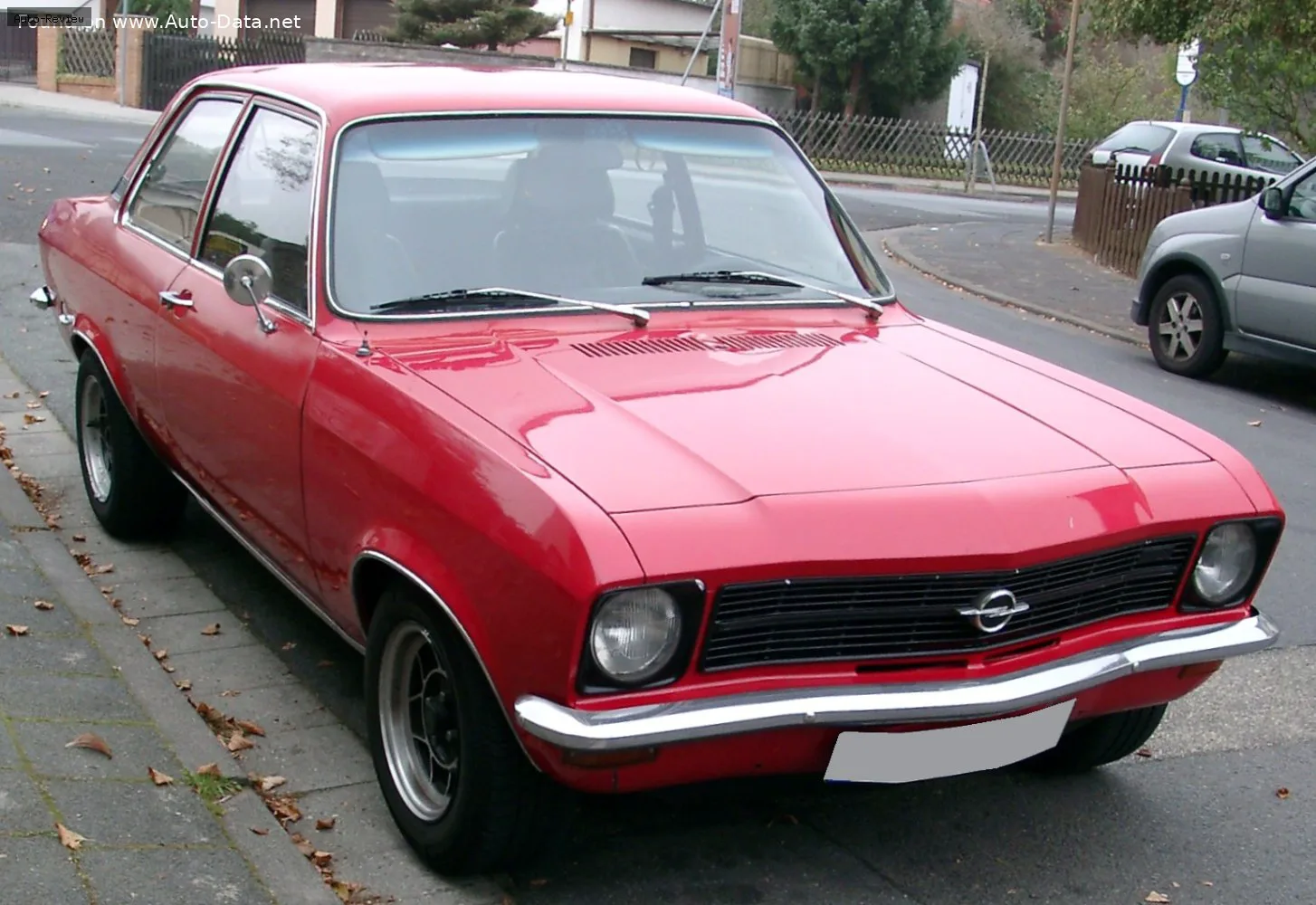 Opel Ascona Ascona A 2-door 1.9 S (90 лс) 1971 - 1974 — фото 3