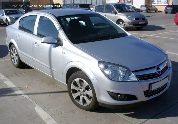 Opel Astra Astra H Sedan 1.3 CDTI (90 лс) 2007 - 2010 — фото 2