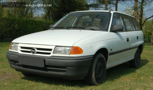 Opel Astra Astra F Caravan 1.6i (71 лс) Automatic 1993 - 1994 — фото 4