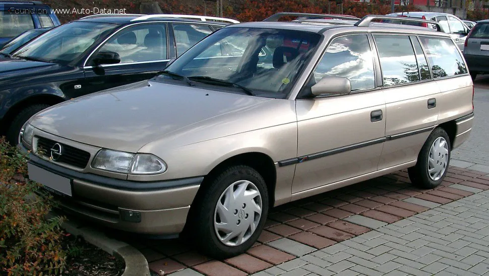 Opel Astra Astra F (facelift 1994) 1.6i Ecotec 16V (101 лс) 1994 - 1997 — фото 3