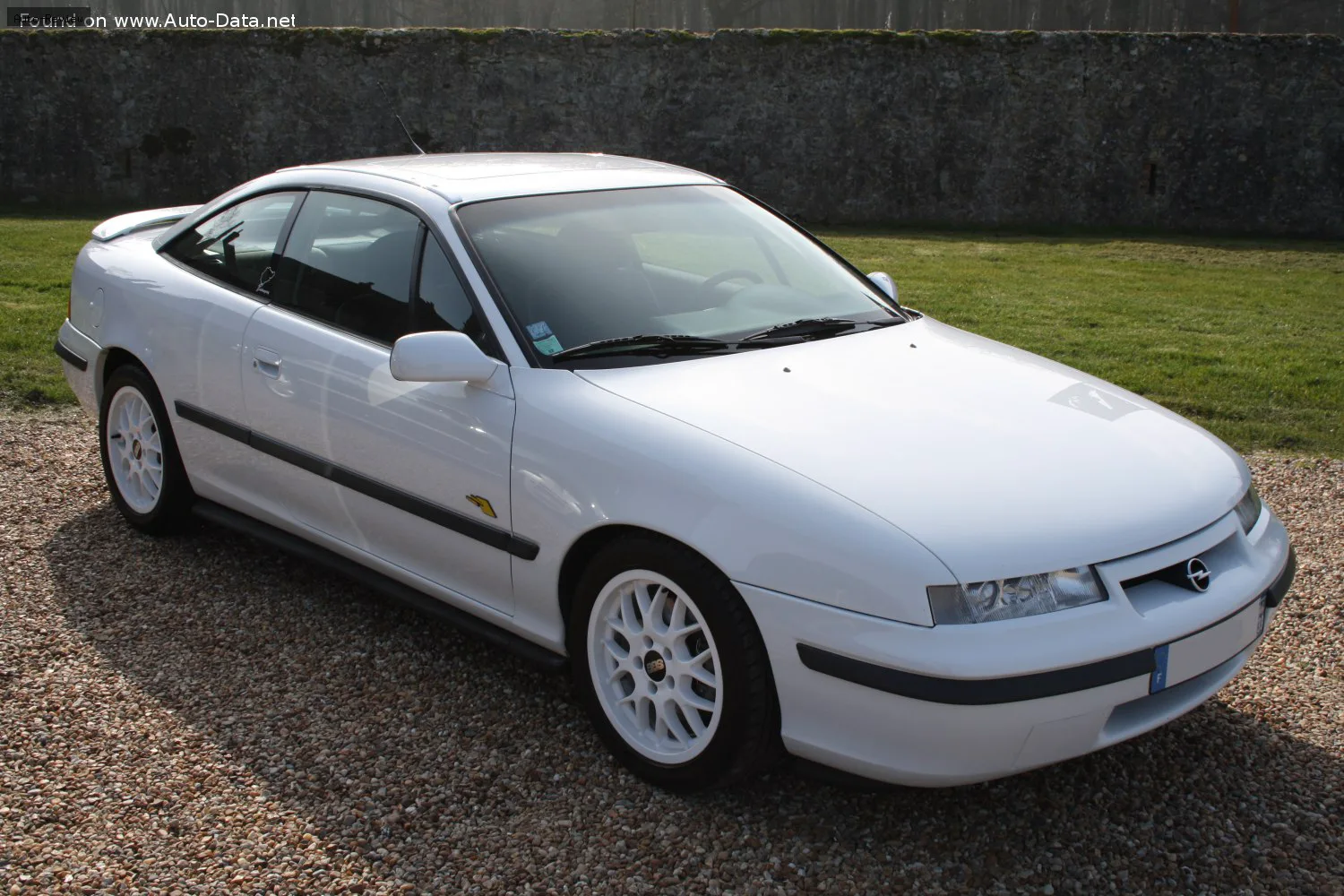 Opel Calibra Calibra (facelift 1994) 2.0 16V ECOTEC (136 лс) Automatic 1994 - 1997