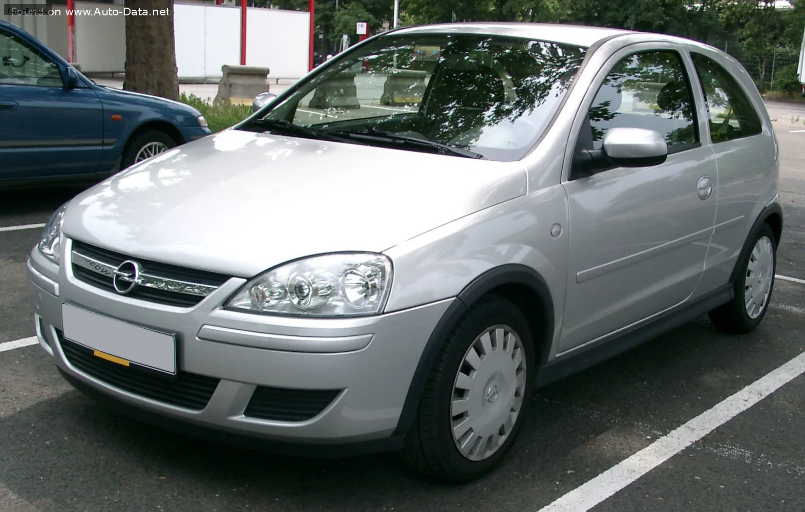 Opel Corsa Corsa C (facelift 2003) 1.7 CDTI (100 лс) 2003 - 2006