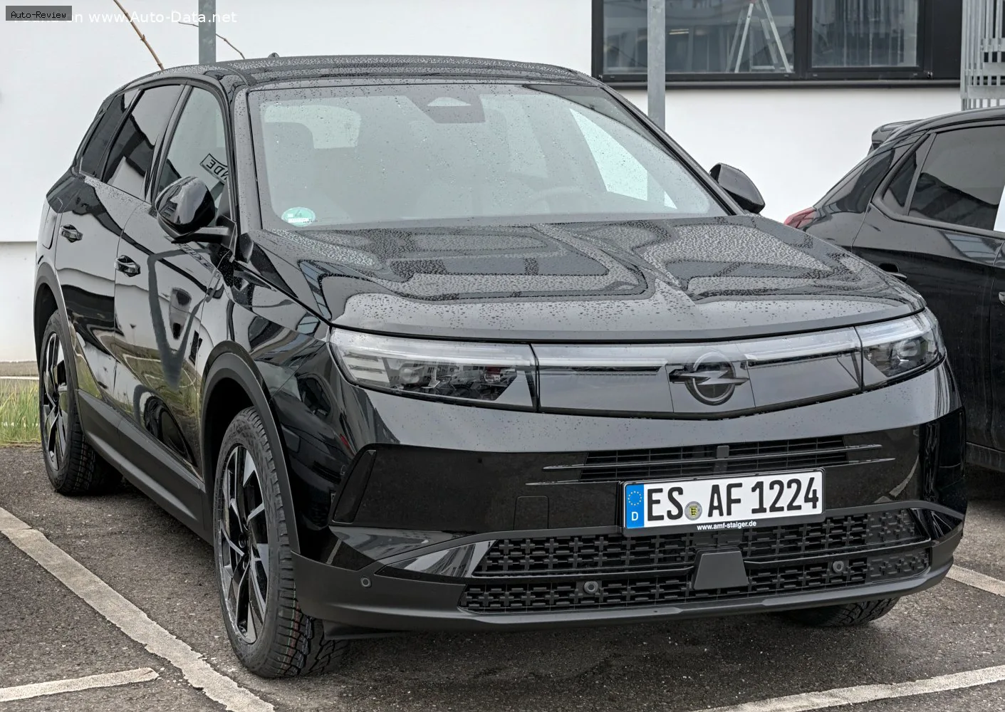 Opel Grandland Grandland B 1.2 Turbo (136 лс) Mild Hybrid e-DCT 2024 - 2025
