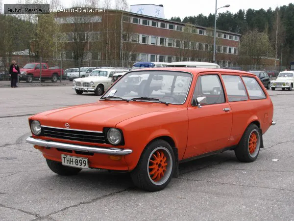 Opel Kadett Kadett C Caravan 1.2 S (60 лс) Automatic 1973 - 1979 — фото 4