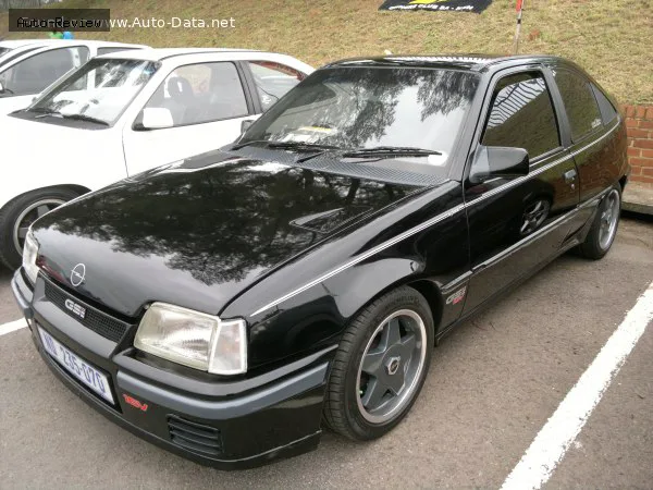 Opel Kadett Kadett E CC 1.8 GSI (115 лс) 1984 - 1986 — фото 2