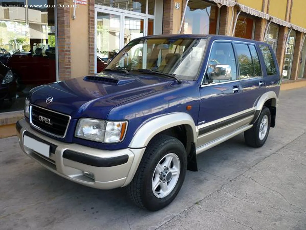 Opel Monterey Monterey (facelift 1998) LTD 3.0 DTI (159 лс) 4x4 1998 - 1999