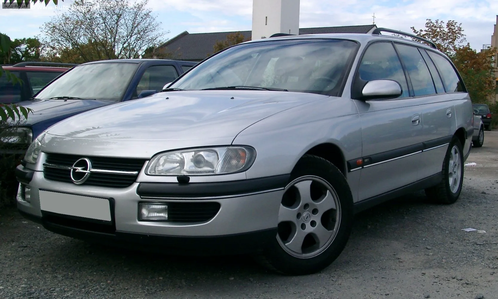 Opel Omega Omega B 2.5 TD (131 лс) Automatic 1994 - 1999