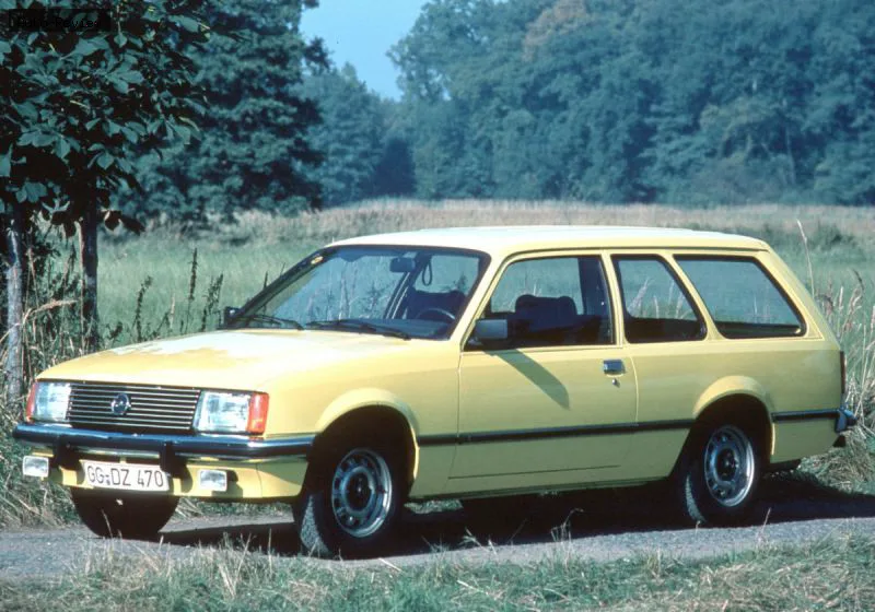 Opel Rekord Rekord E Caravan 2.3 D (65 лс) 1978 - 1982 — фото 2