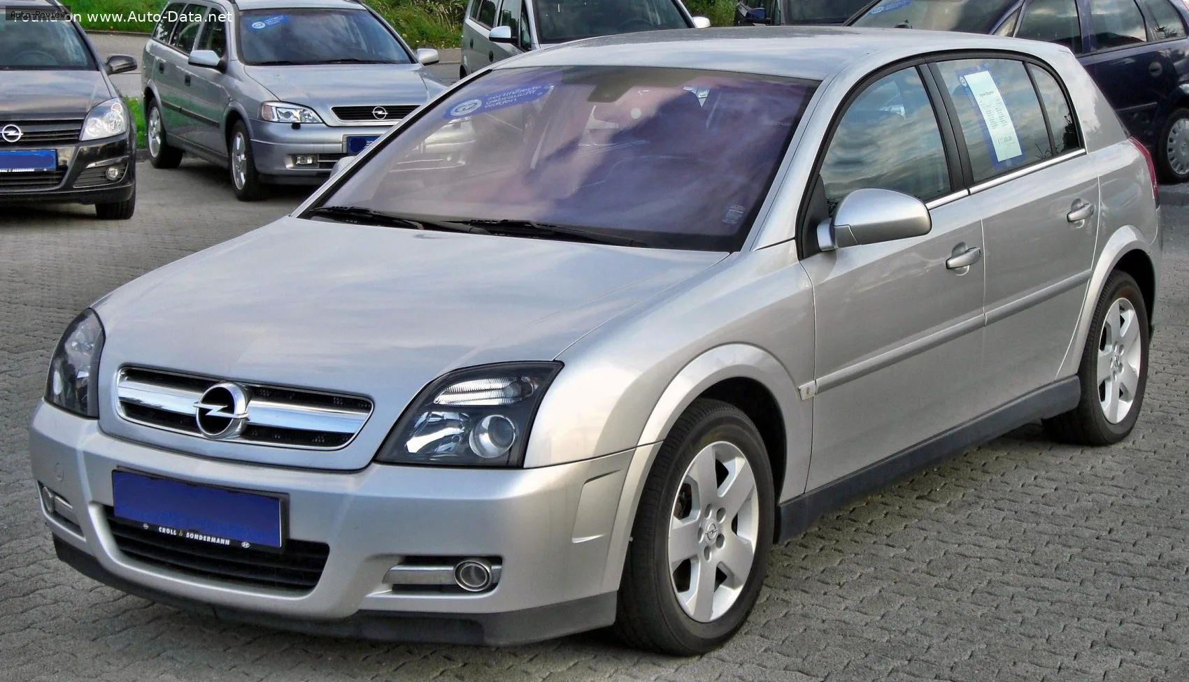 Opel Signum Signum 3.2i V6 24V ECOTEC (211 лс) 2003 - 2005