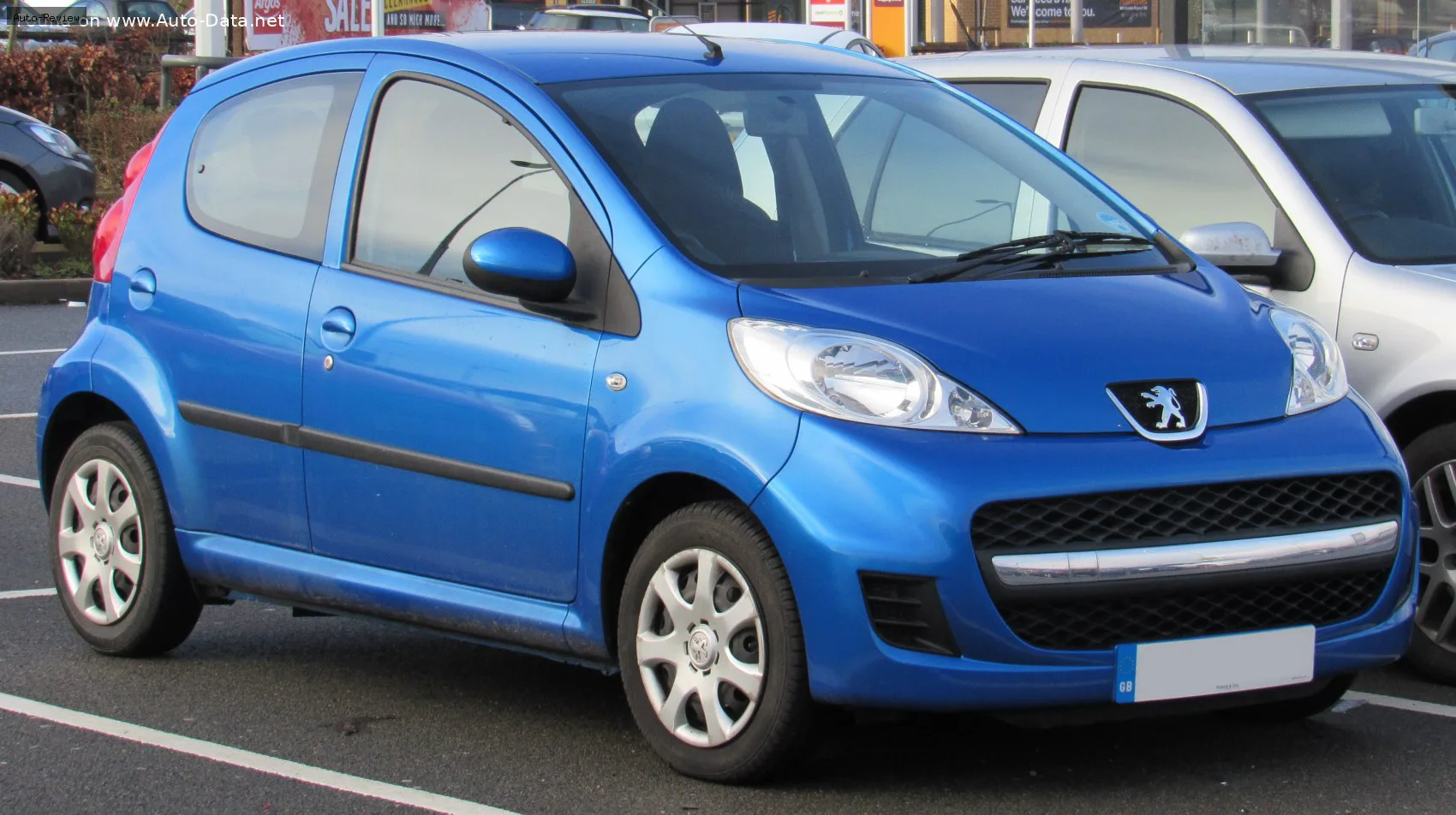 Peugeot 107 107 (Phase II, 2008) 3-door 1.0 (68 лс) 2010 - 2012