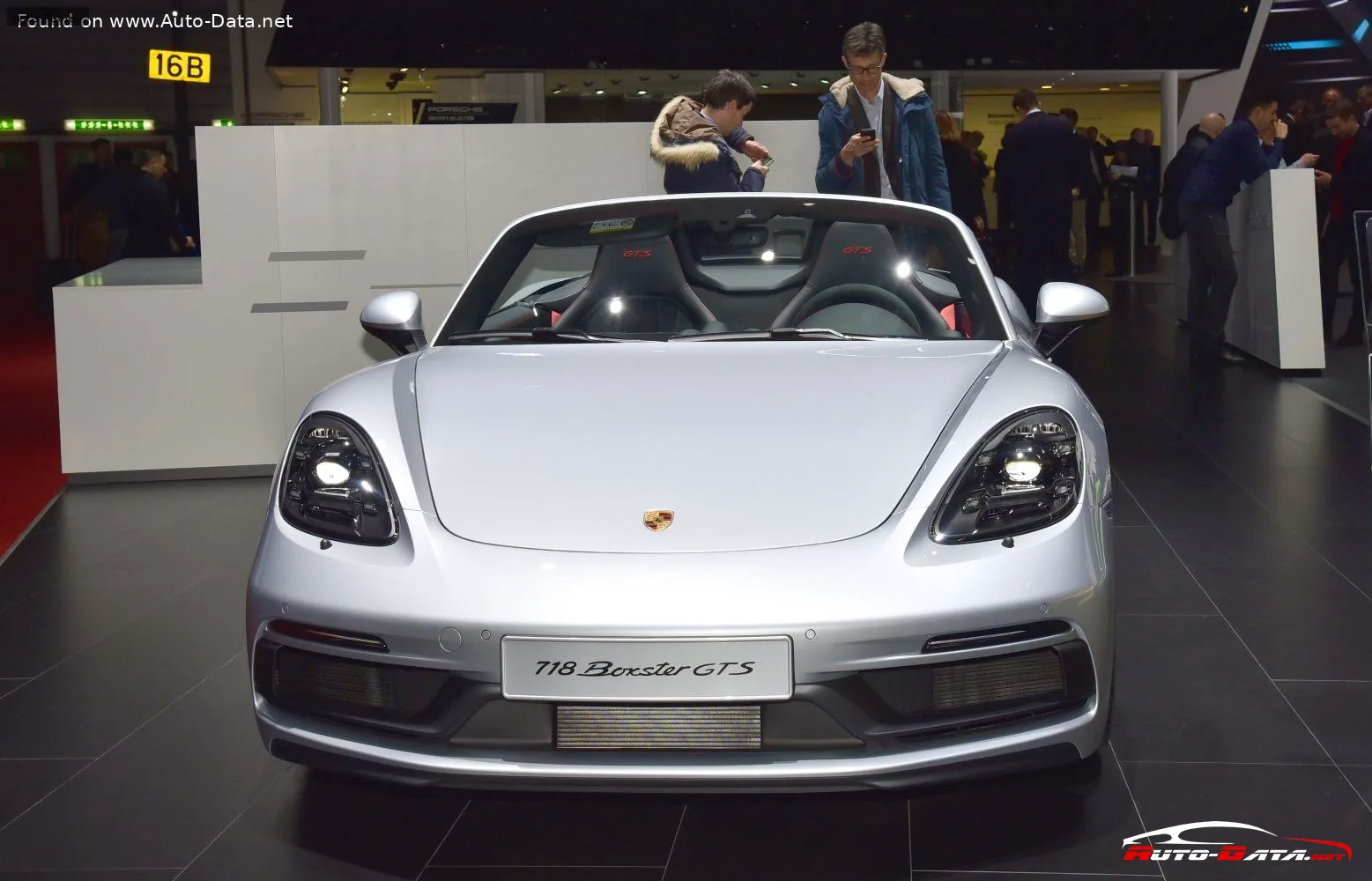 Porsche 718 718 Boxster (982) 2.0 (300 лс) 2016 - 2018 — фото 2
