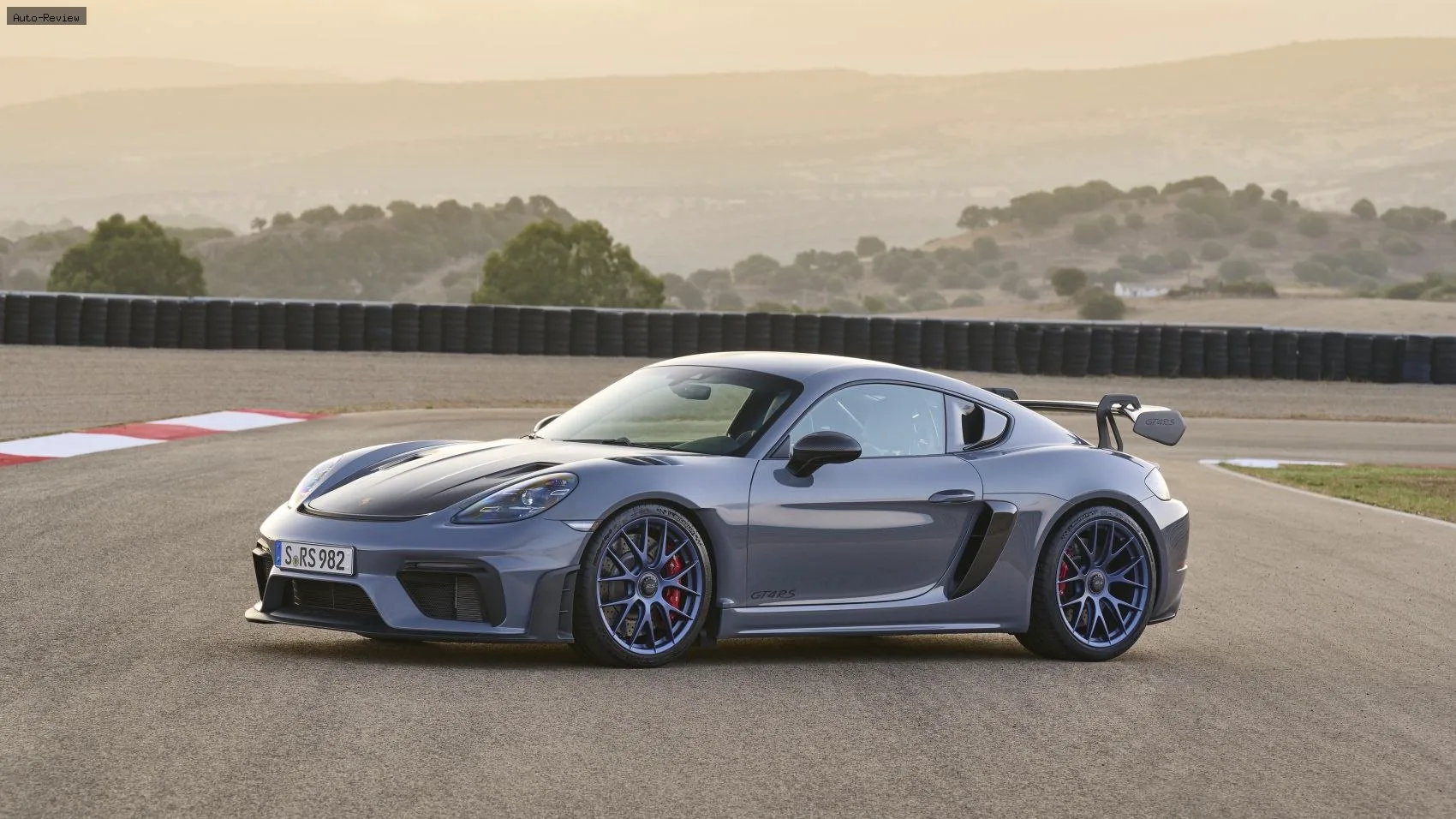 Porsche 718 718 Cayman (982) GT4 RS 4.0 (493 лс) PDK 2022 -