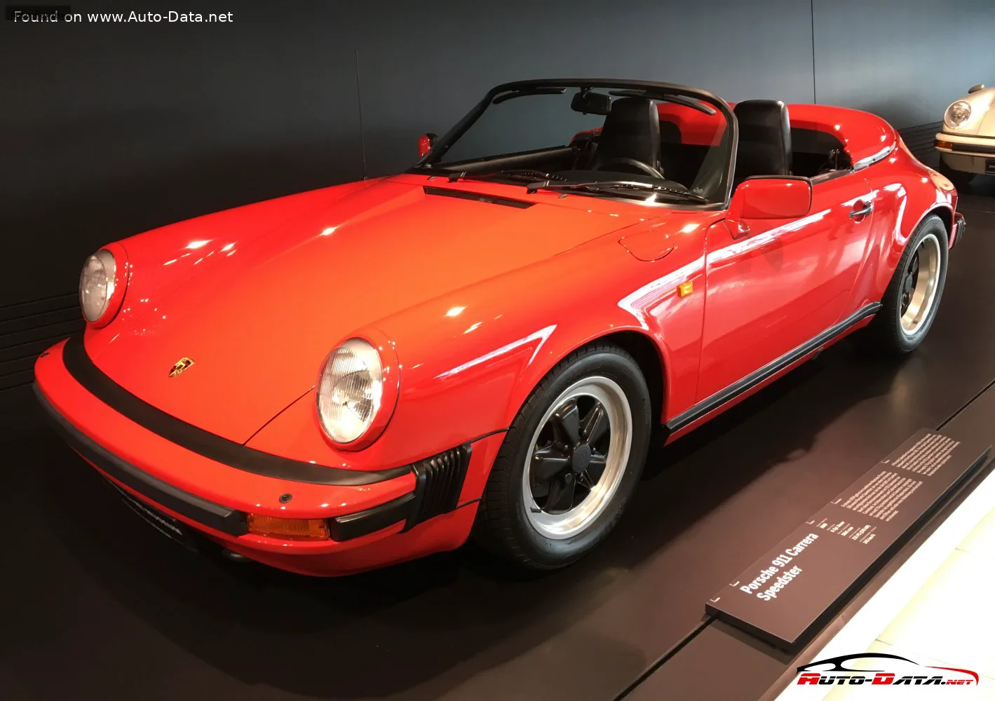 Porsche 911 911 Speedster 3.6 (250 лс) 1989 - 1989