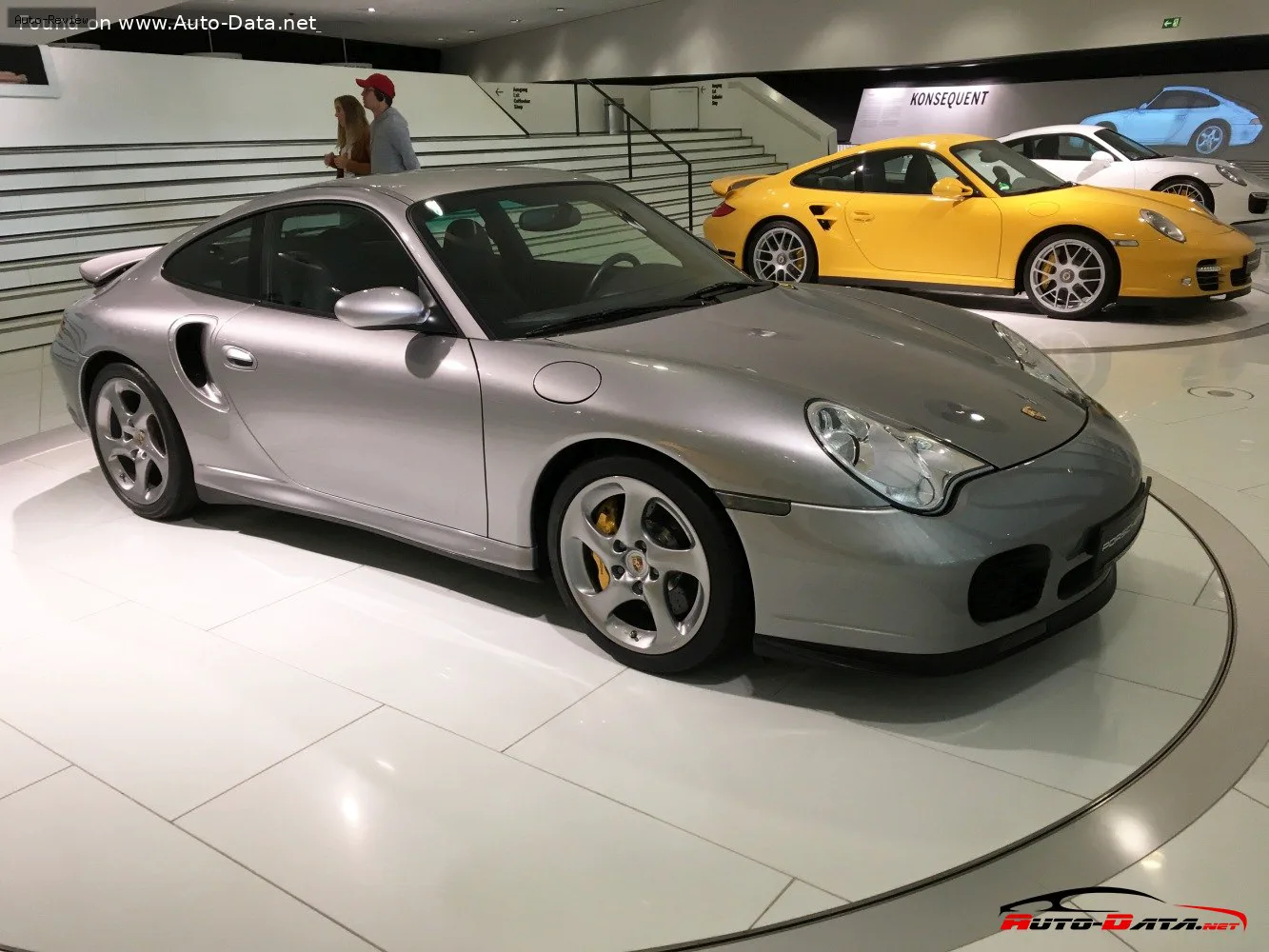 Porsche 911 911 (996, facelift 2001) Carrera 3.6 (320 лс) Tiptronic S 2001 - 2004 — фото 3